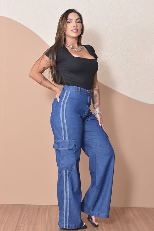 CALCA-JEANS-WIDE-LEG-BOLSO-CARGO-LISTRAS-LATERAIS-